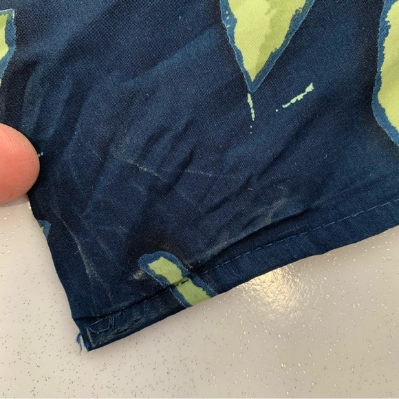 Christie Jill Blouse Woman 2X  Button Up Navy Green Print Short Sleeve Casual - Picture 5 of 8